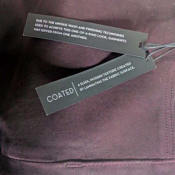 J Brand | Selena Mid-Rise Cropped Bootcut in Stellar Courant - Picture 9 of 16